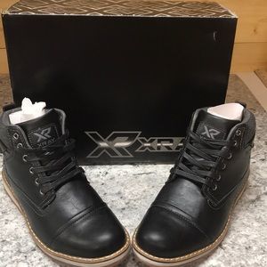 XRay black men’s shoes. Size 7.5. NIB